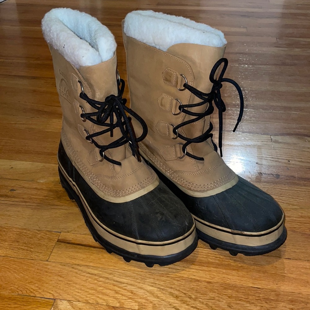 New, never worn Sorel boots
